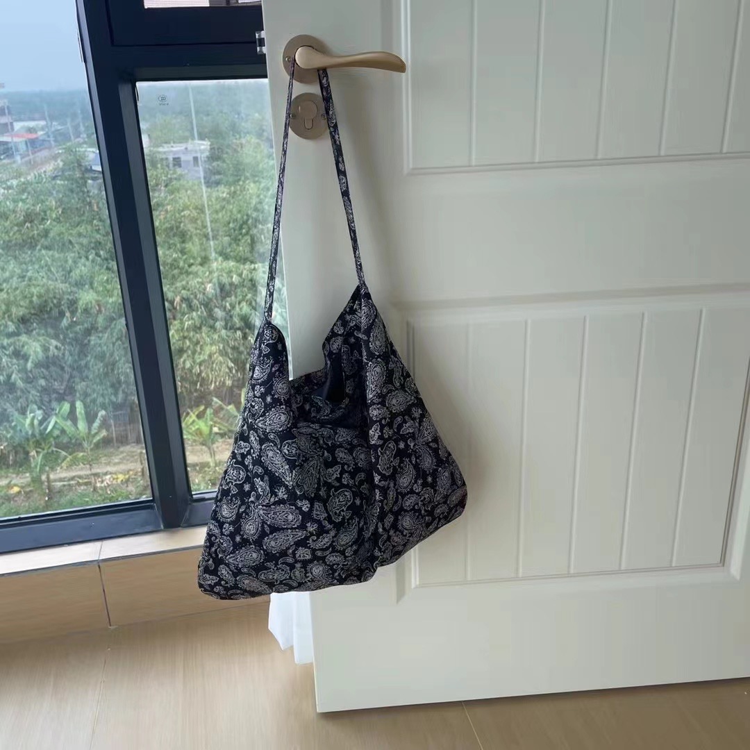 Korean Leopard Print Canvas Bag Lightweight Shoulder Crossbody Tote - Image 3