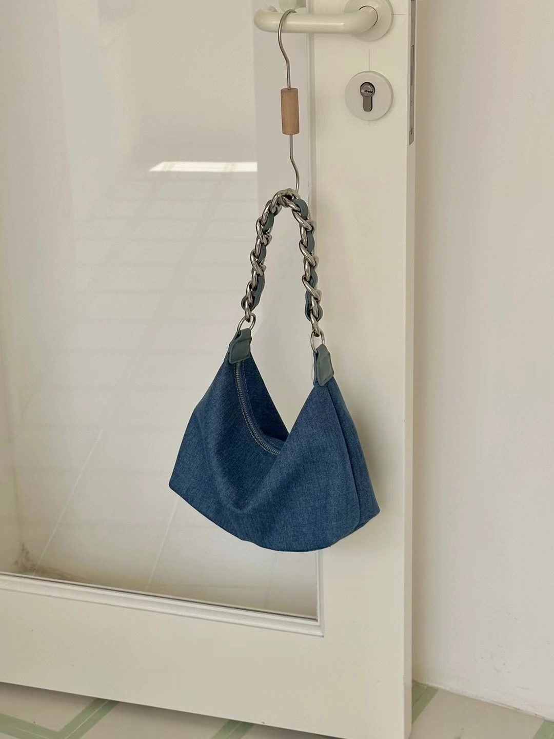 Korean Retro Handbag for Women 2024 Shoulder Bag with Belt Detail - Image 4