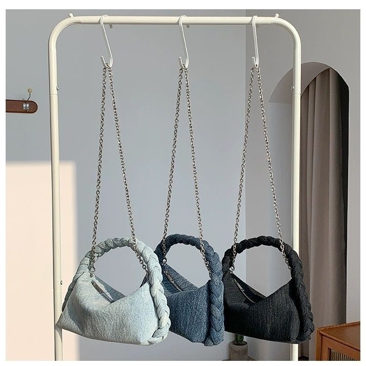 2024 New Twist Underarm Denim Handbag with Chain Crossbody and Woven Dumpling Design - Image 3