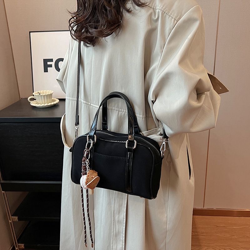 2024 New Vintage Matte Crossbody Handbag for Women Commute - Image 2