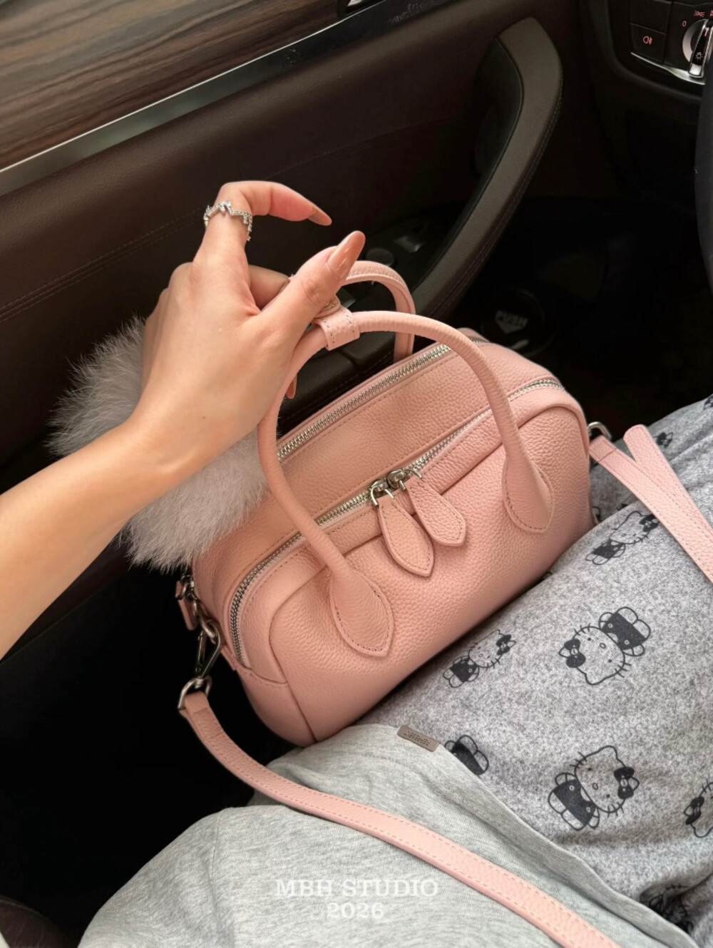 Top Layer Cowhide Boston Bag Niche Double Compartment Bowling Toast Bag Shoulder Crossbody Handbag with Strap - Image 3