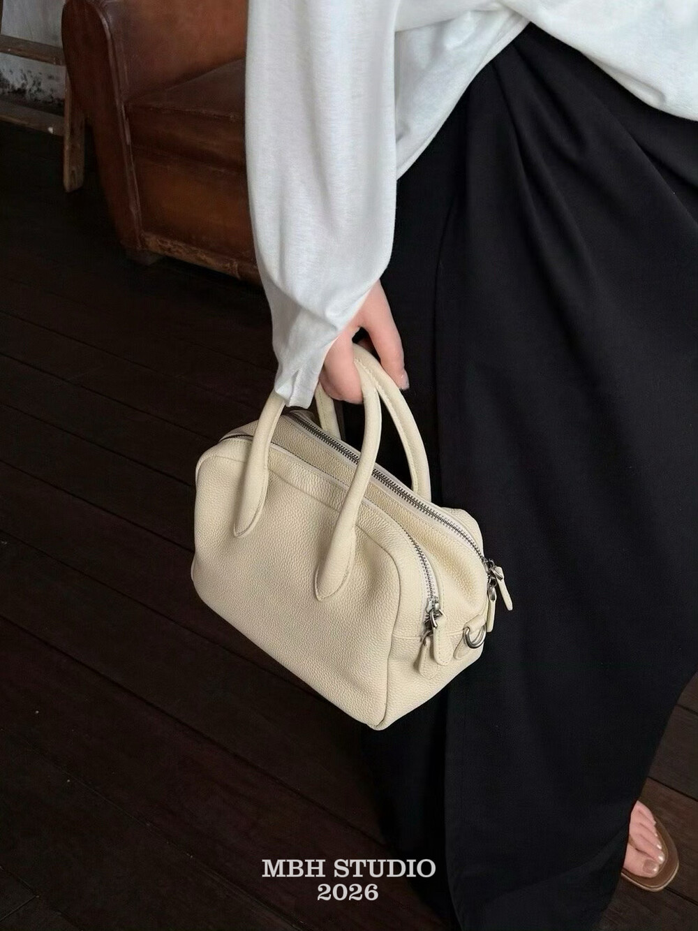 MBH Klein Blue Top Grain Leather Double Compartment Boston Bag Large Capacity Commuter Handbag - Image 2