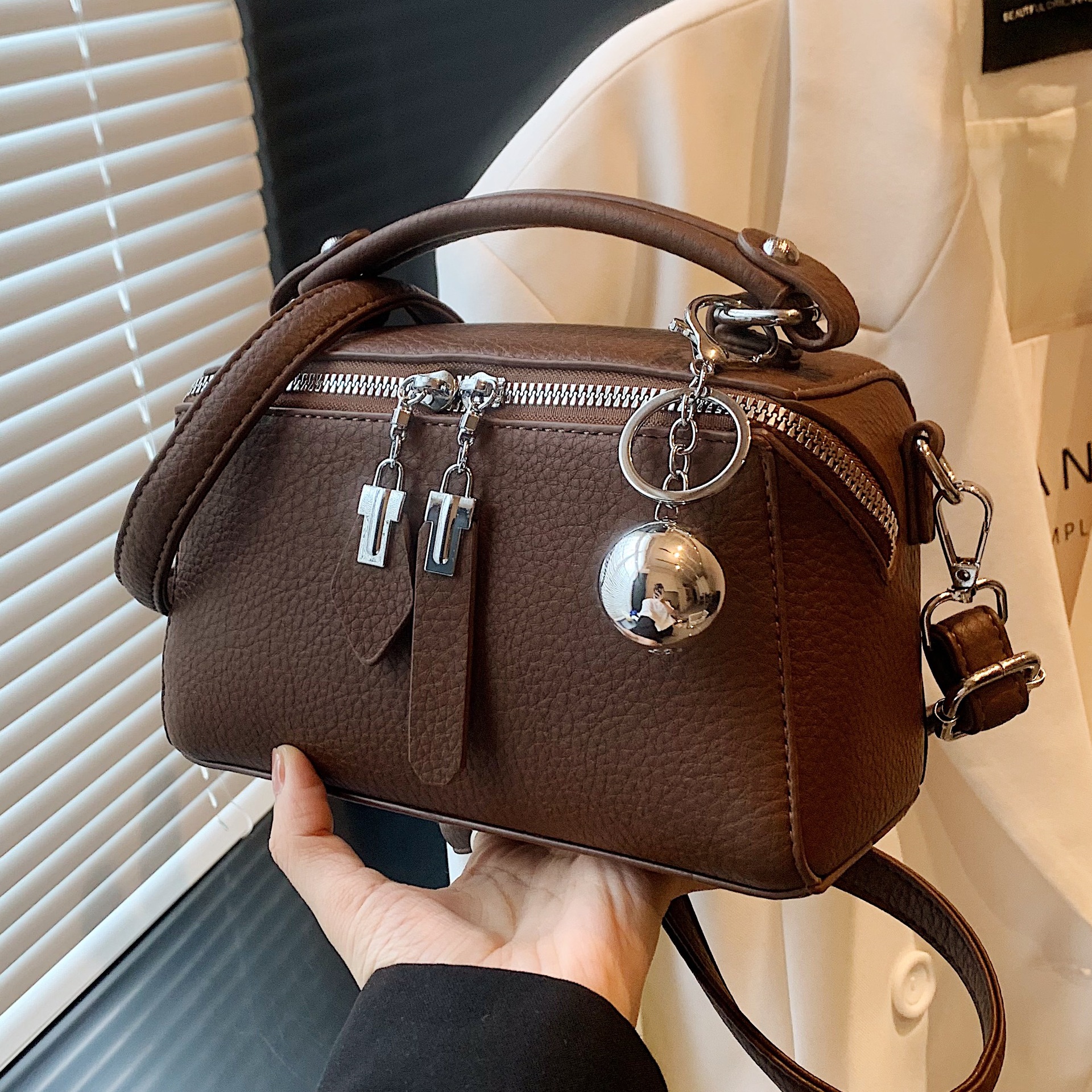 MZ Women's Retro Minimalist Boston Handbag 2026 Summer Zip Shoulder Crossbody Small Square Bag